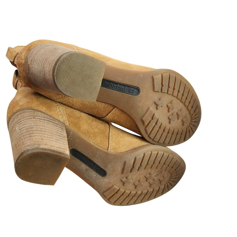 Timberland tan suede