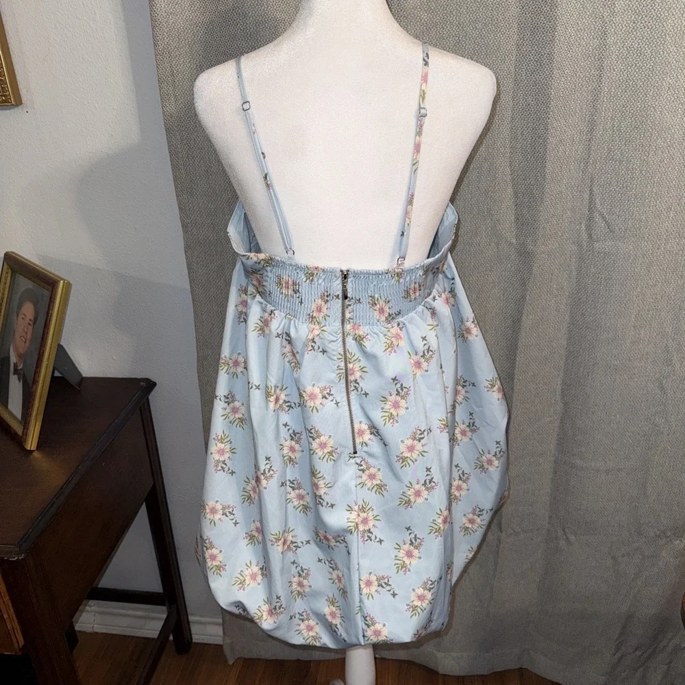 Free‎ People In A Bubble Mini Dress Women's Size Medium Blue Floral Adjustable