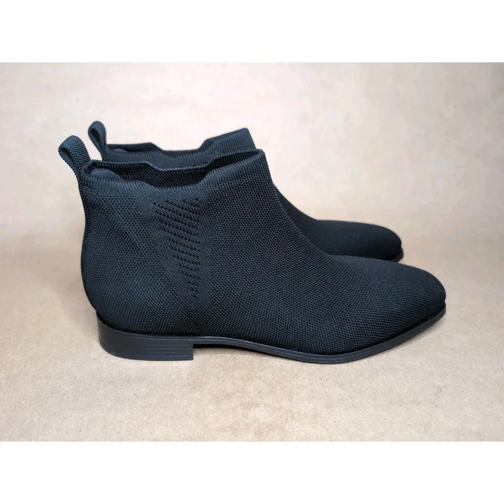 VIVAIA Women‎ Size 39.5 Chelsea Boot Ryan Slip On Black Knit Ankle Boots Comfort