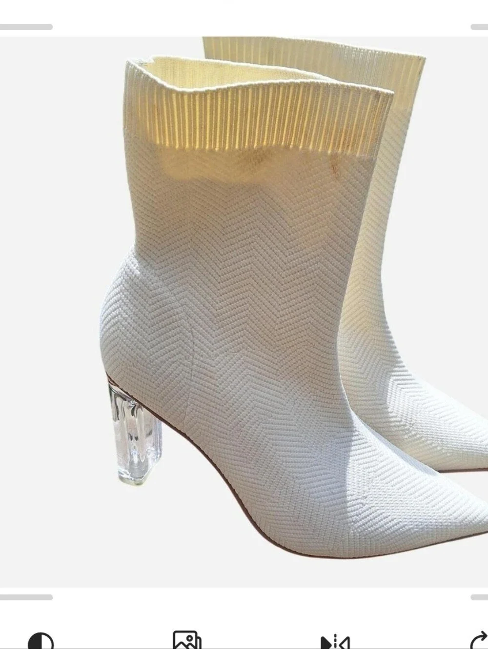 N/A chic white