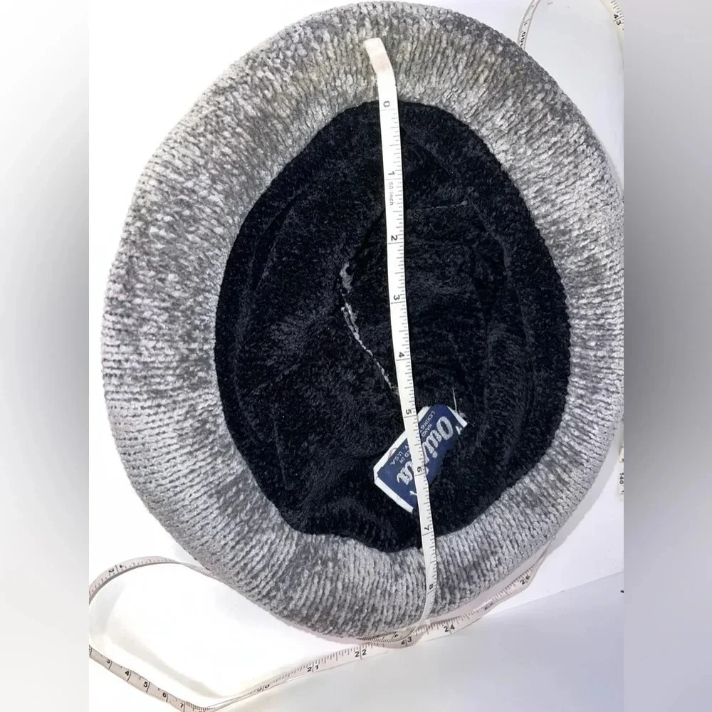 Ouisha,S, 100% viscose Chenille moonlight winter‘s horse‎ scenery beaded tassel.