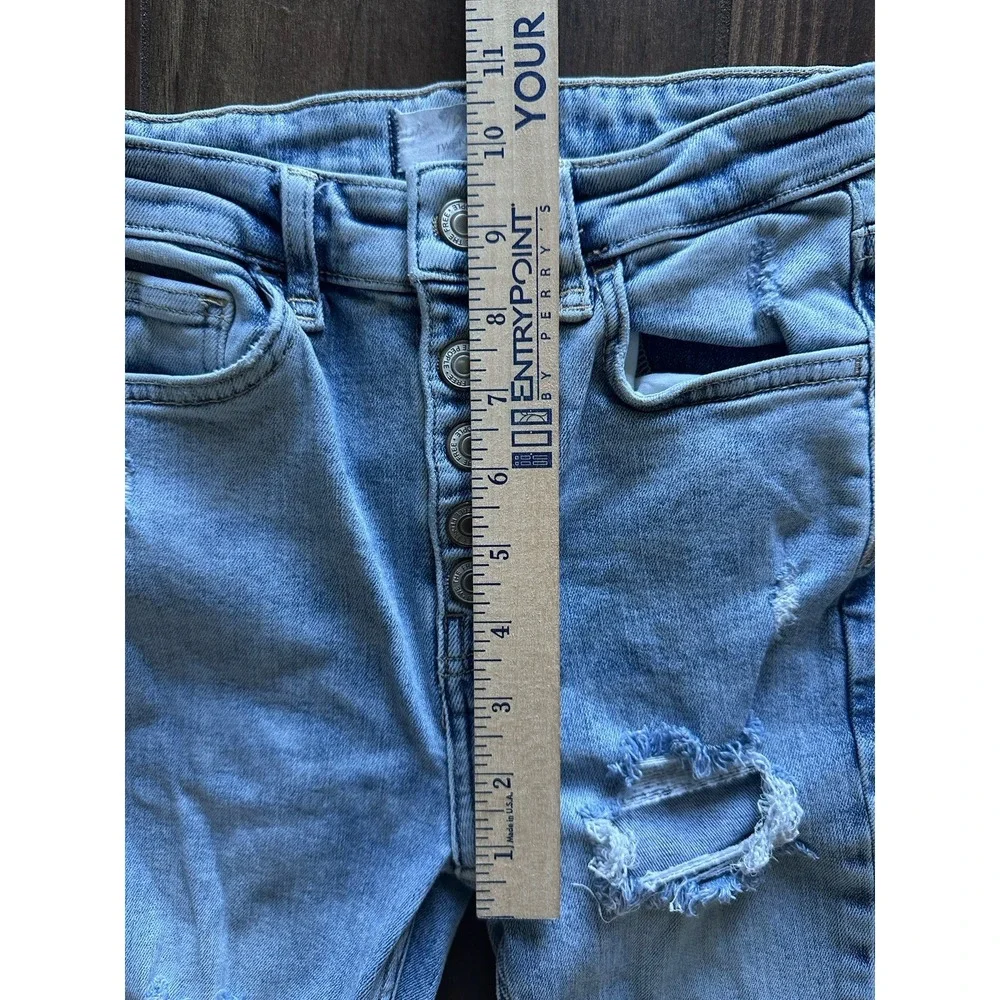 Free People Twenty 4 Ripped High Rise Button Fly Skinny Jeans Light Wash‎