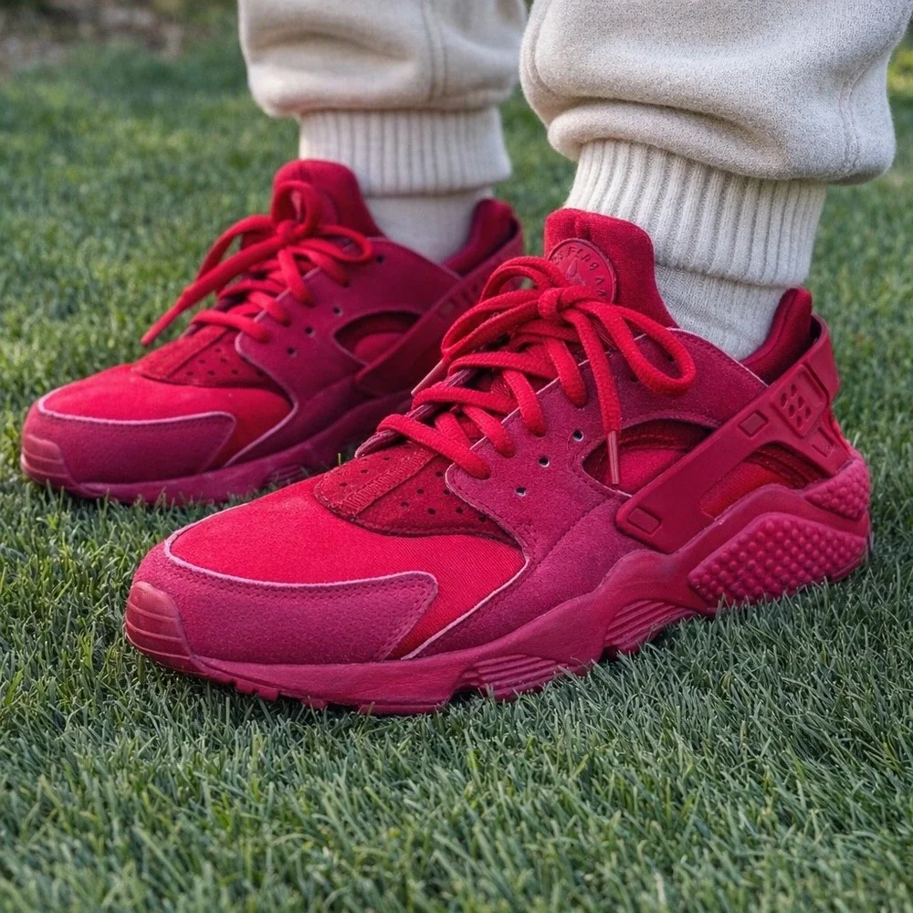 Nike Air Huarache Run University Red Sneakers 634835-601 Womens‎ Size 9