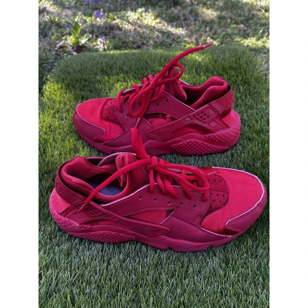 Nike Air Huarache Run University Red Sneakers 634835-601 Womens‎ Size 9