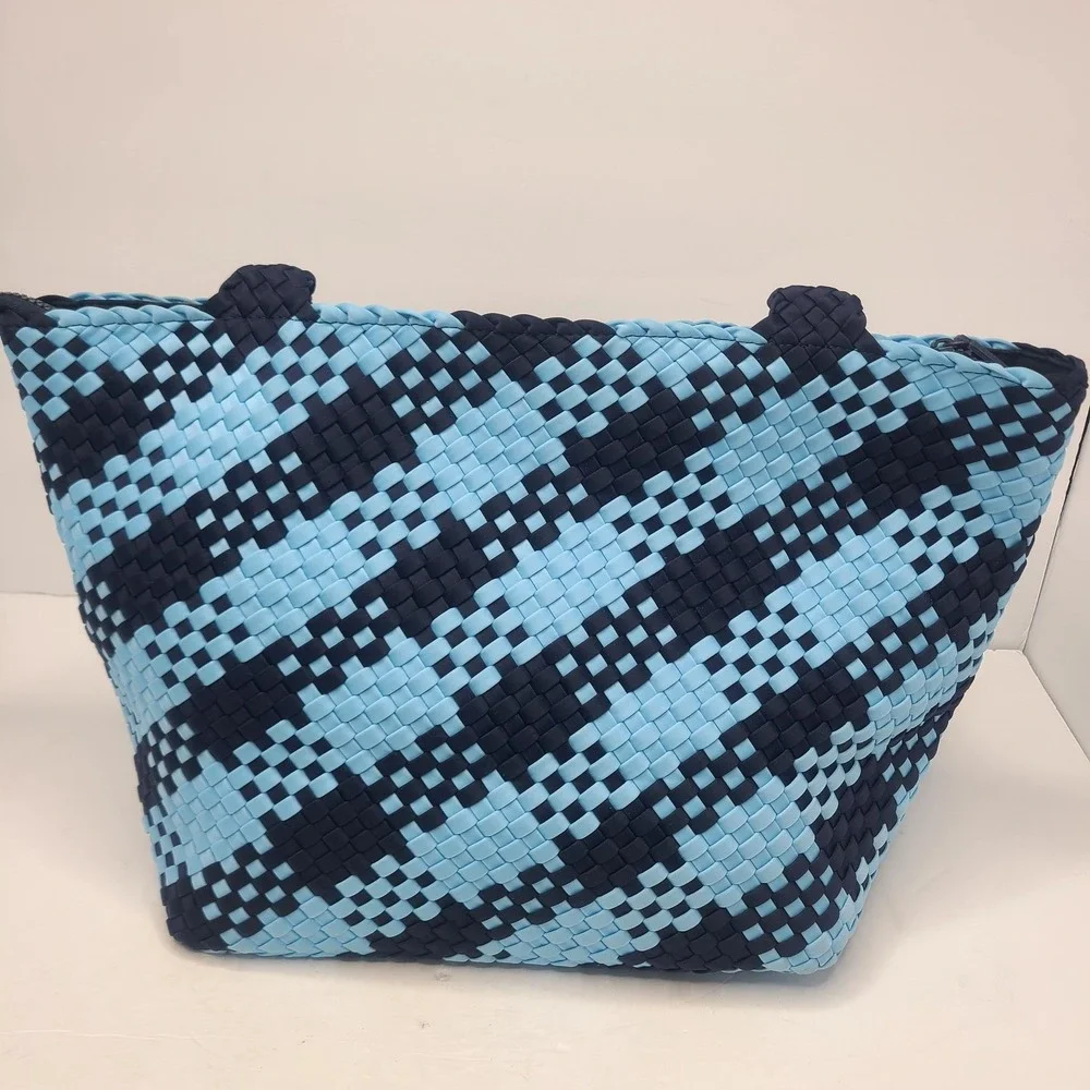 Wildfox Blue Woven Tote Bag Purse‎ Handbag Carryall Beach Gym ShopperZip Top