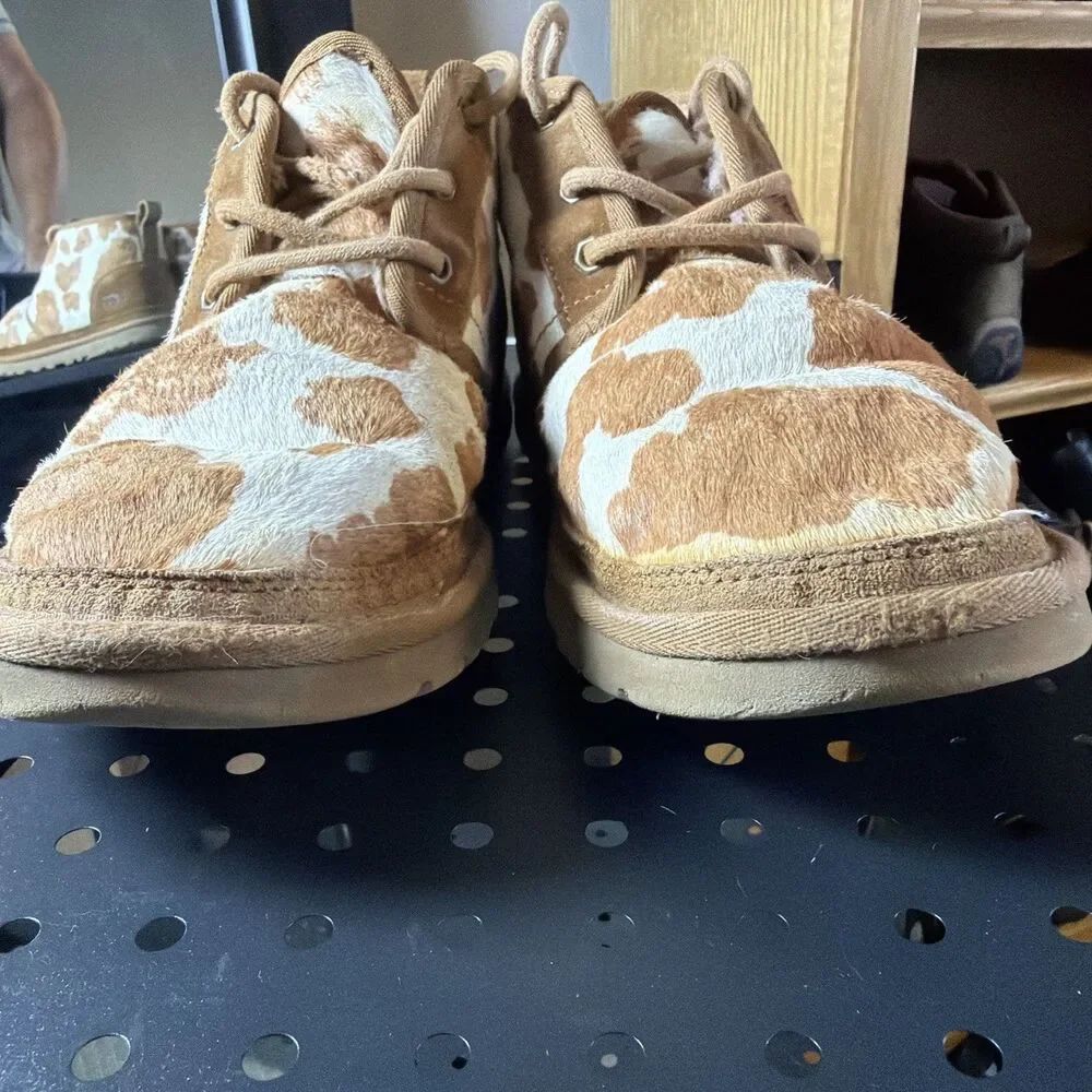 UGG neumel cow
