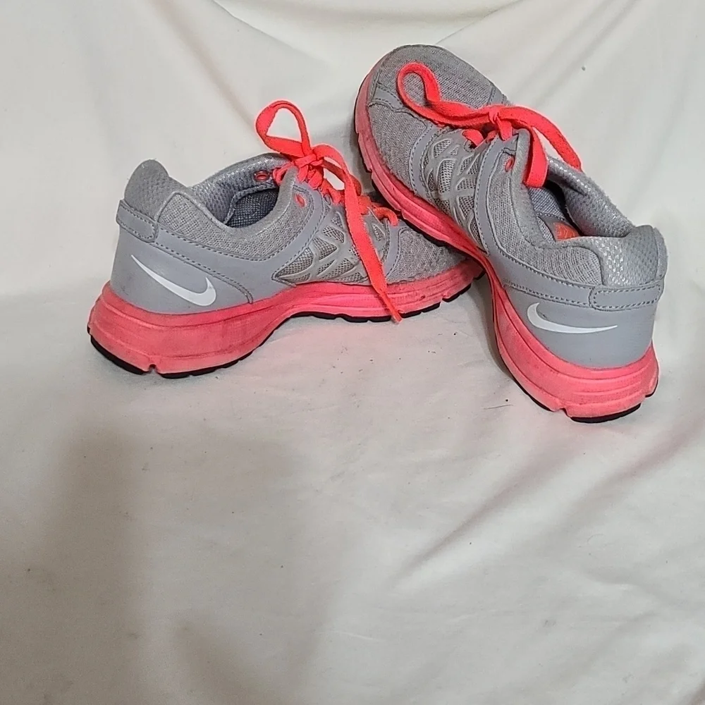 Nike relentless women