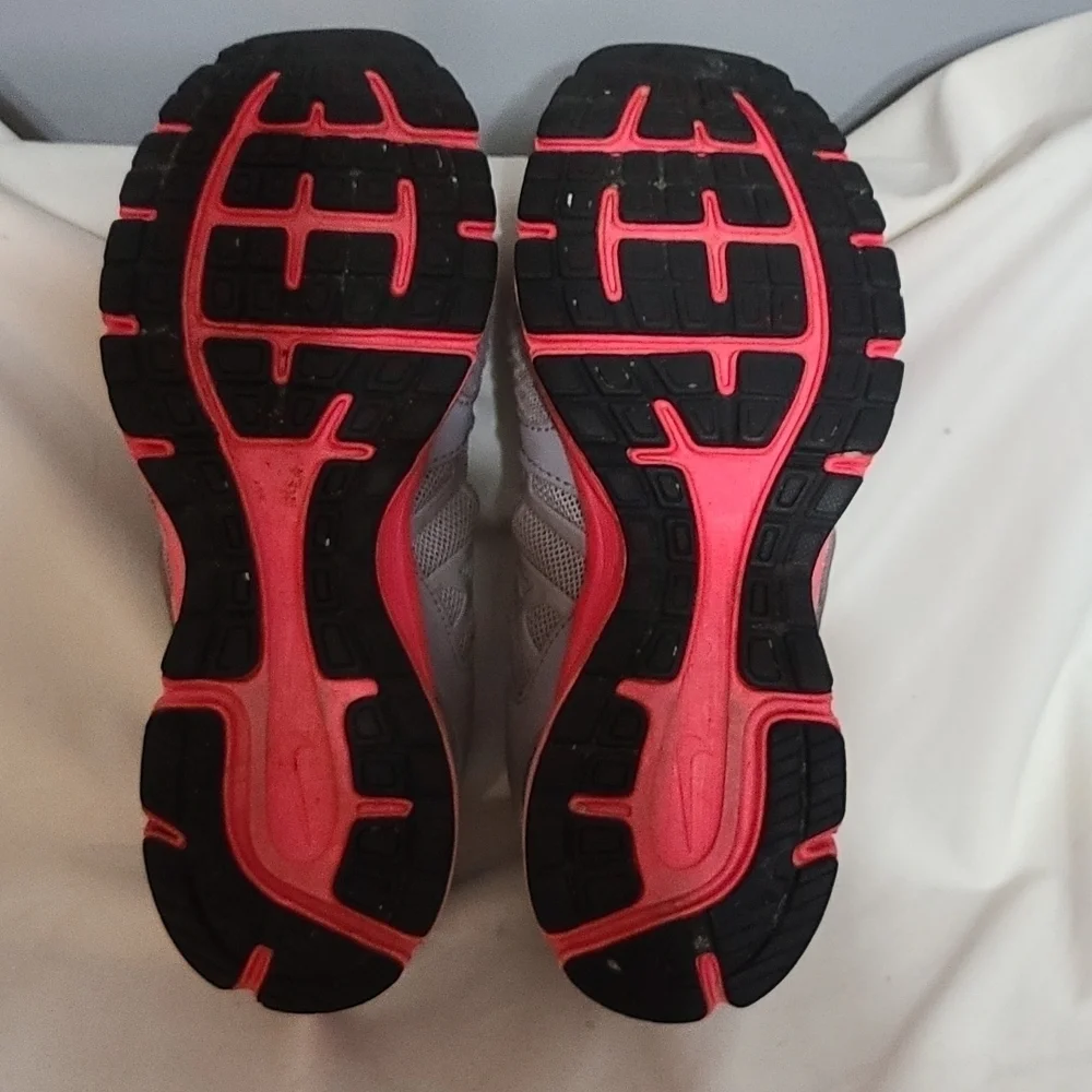Nike relentless women