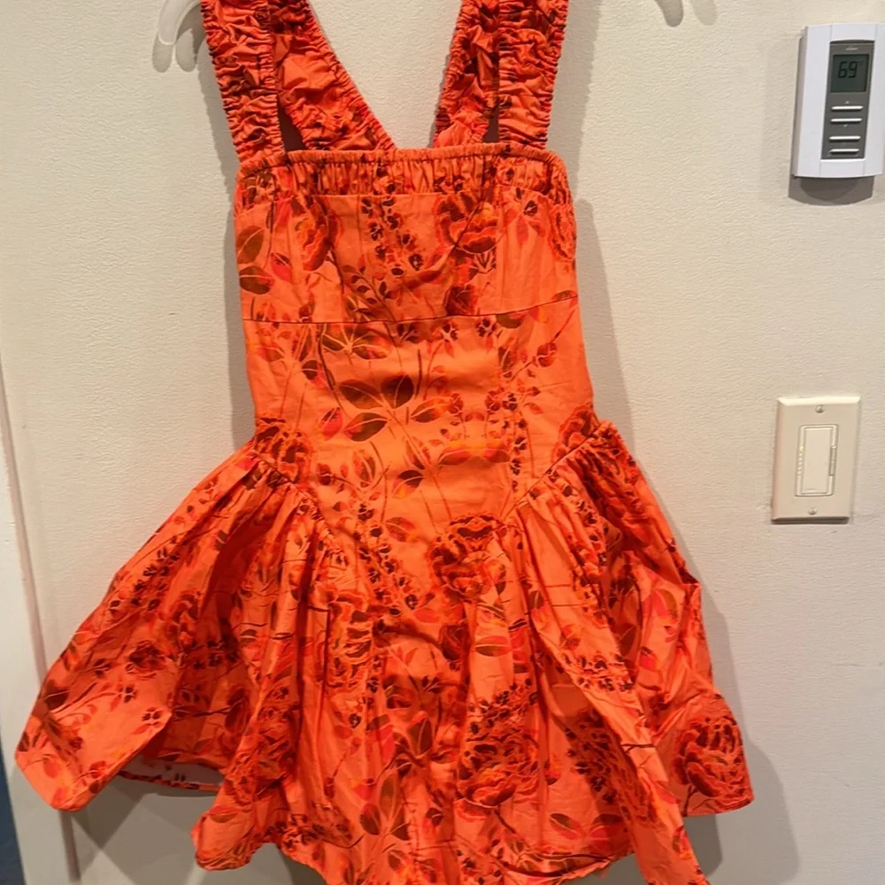 Free People wash detail