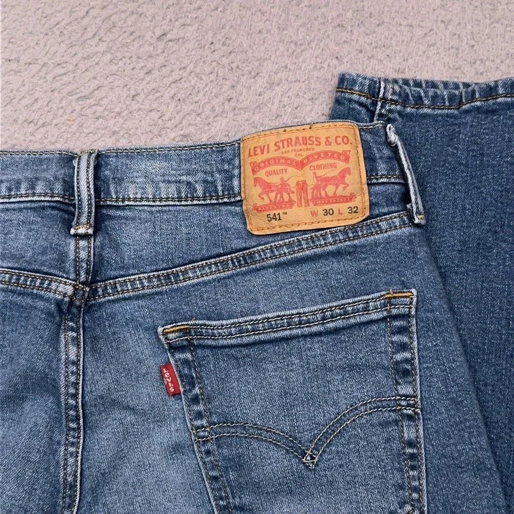 Levis good pre