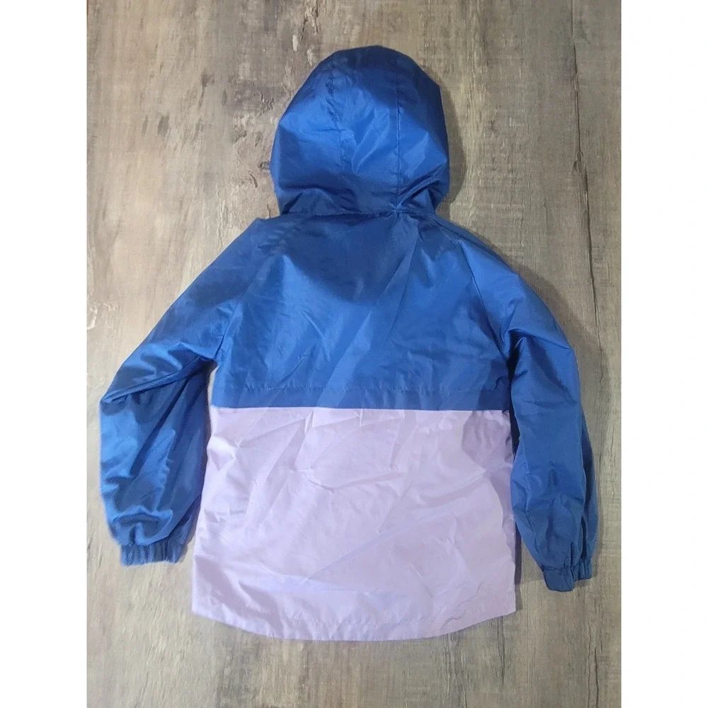 Eddie Bauer small stain