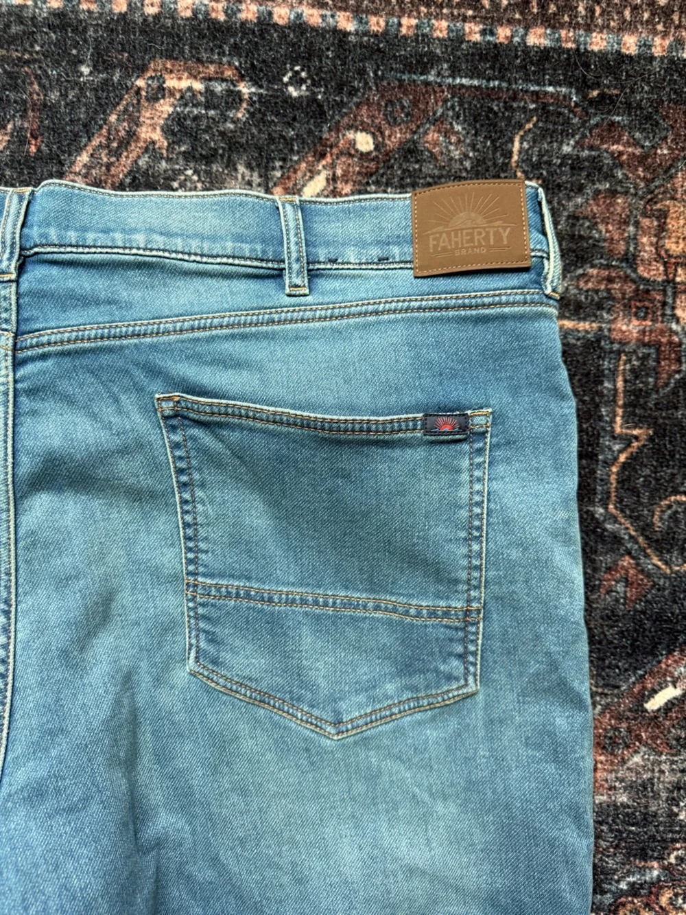 Faherty size 42x32