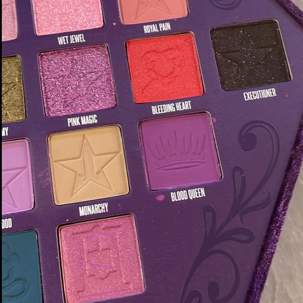 New Jeffree Star Blood Lust‎ Eyeshadow Palette
