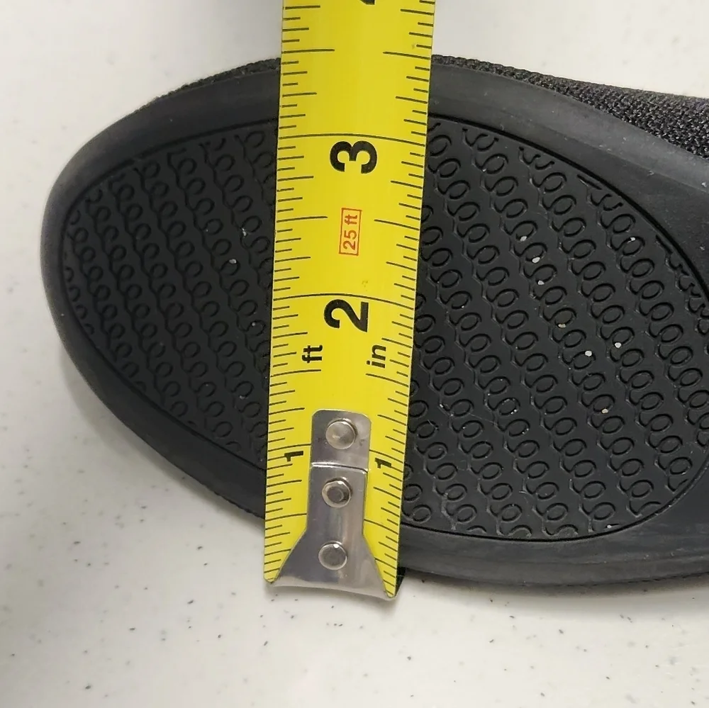 ROTHY’S Women’s The Flat Black‎ Knit Fabric Slip On, Size 8