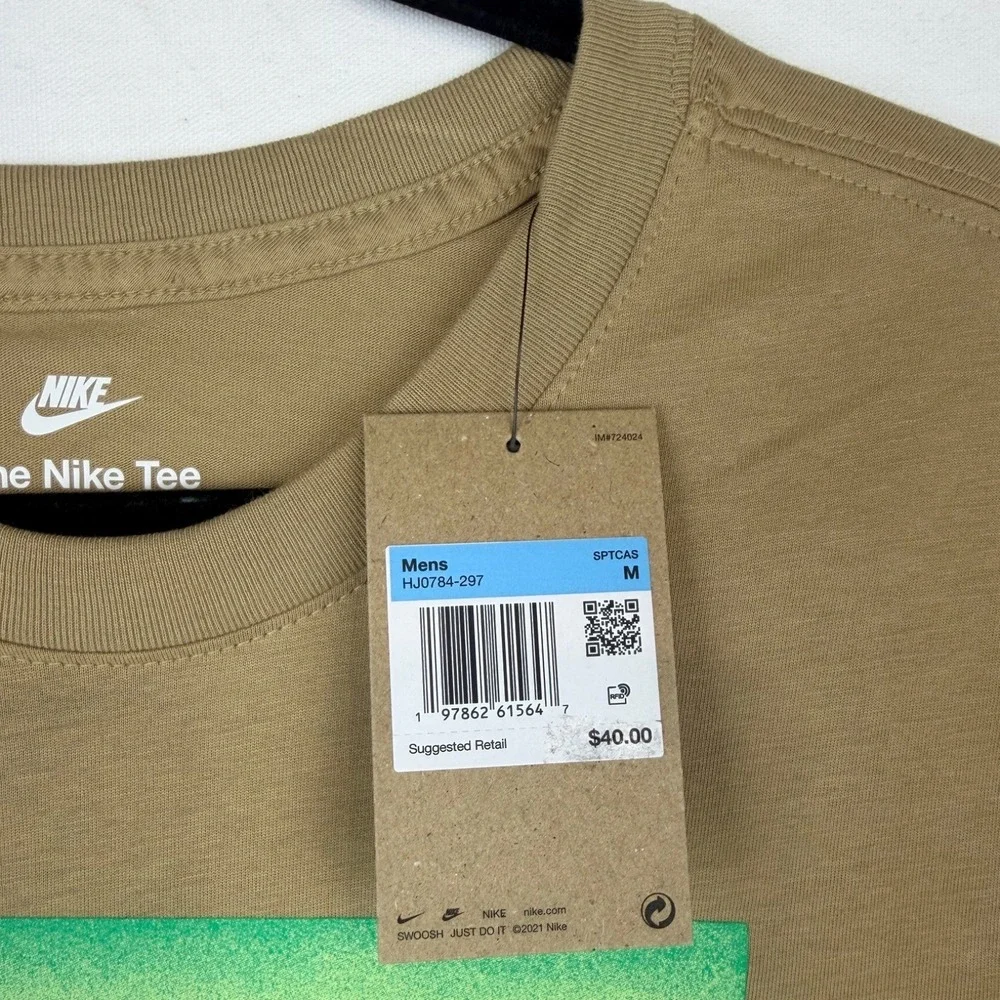 Nike sportswear graphic
