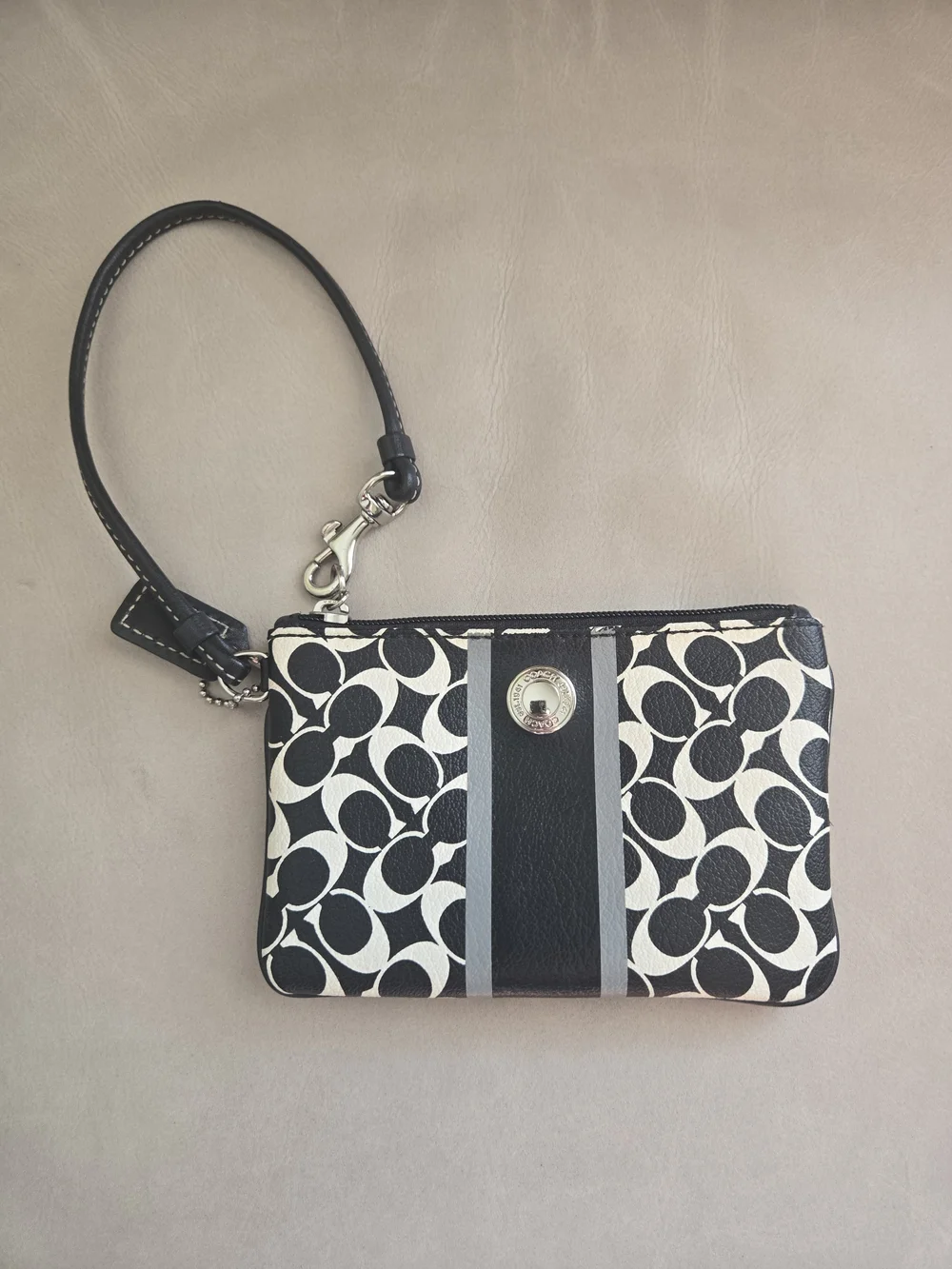 Coach Black & Cream Signature Wristlet