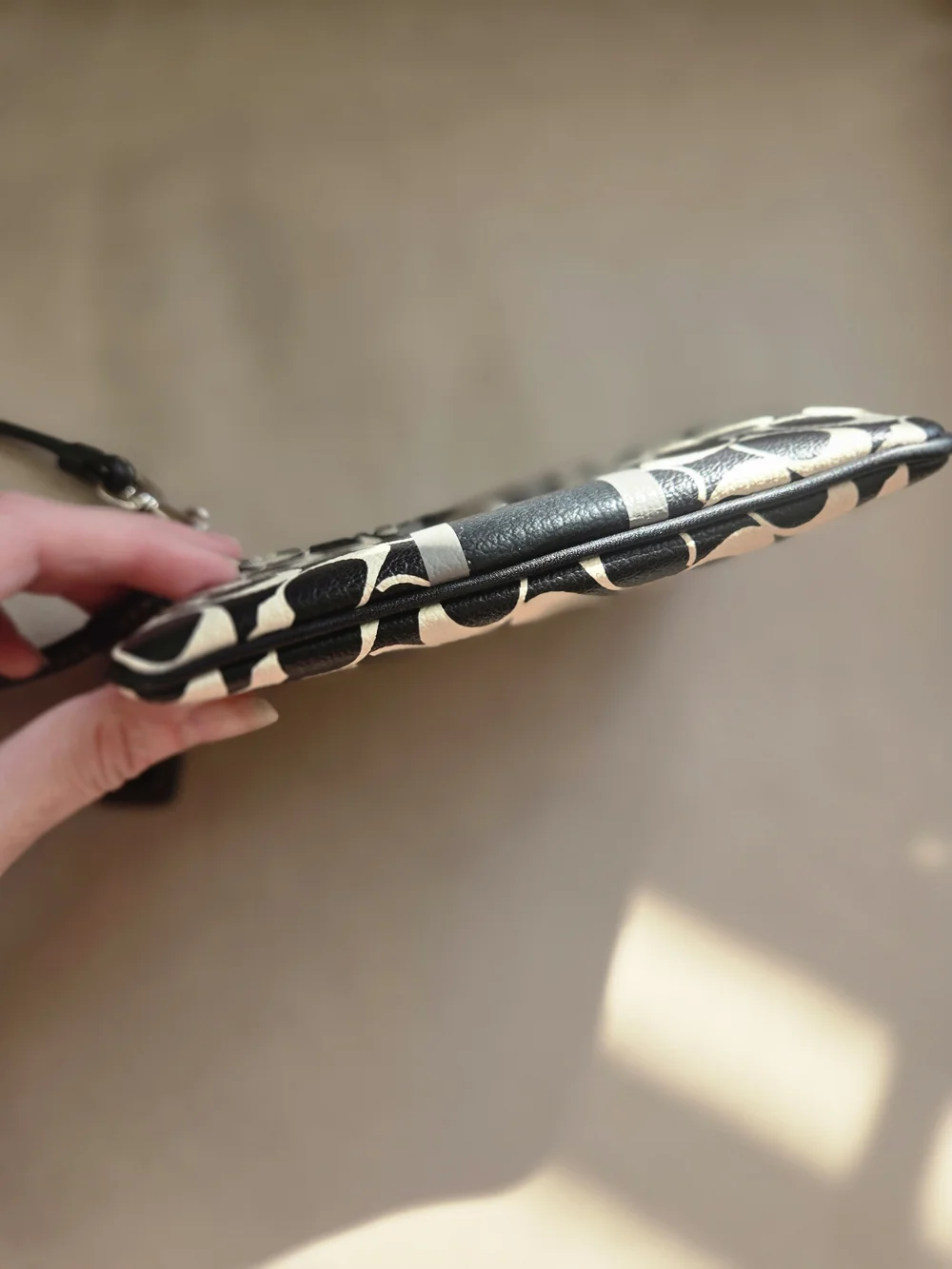 Coach Black & Cream Signature Wristlet