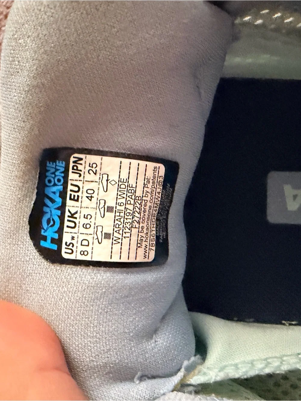 Hoka light gray