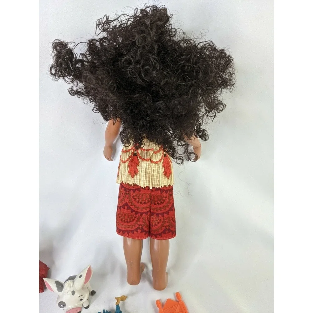 Disney store moana