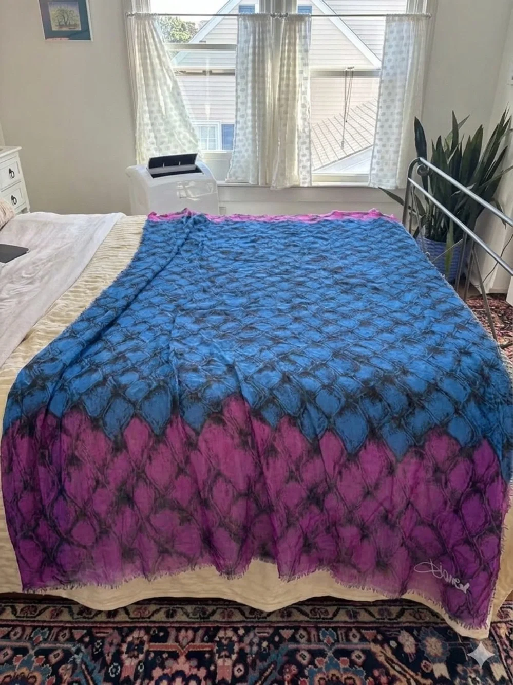 NWT Diane von Furstenberg DVF Blue Magenta Snakeskin Print Scarf Wrap 80x40