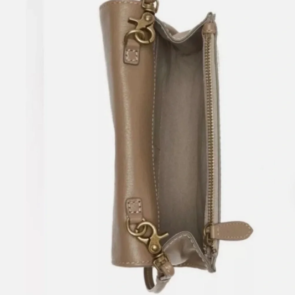 Frye essentials fabric detachable