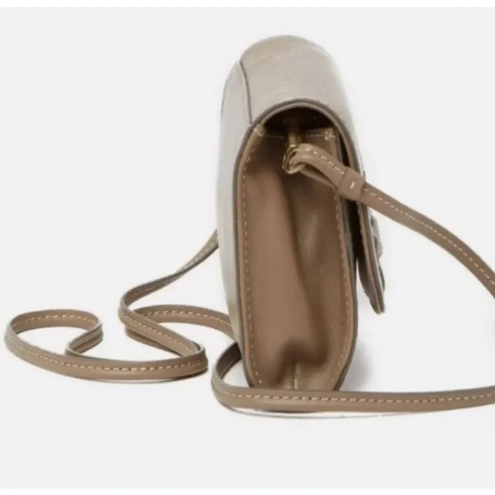 Frye just flap taupe