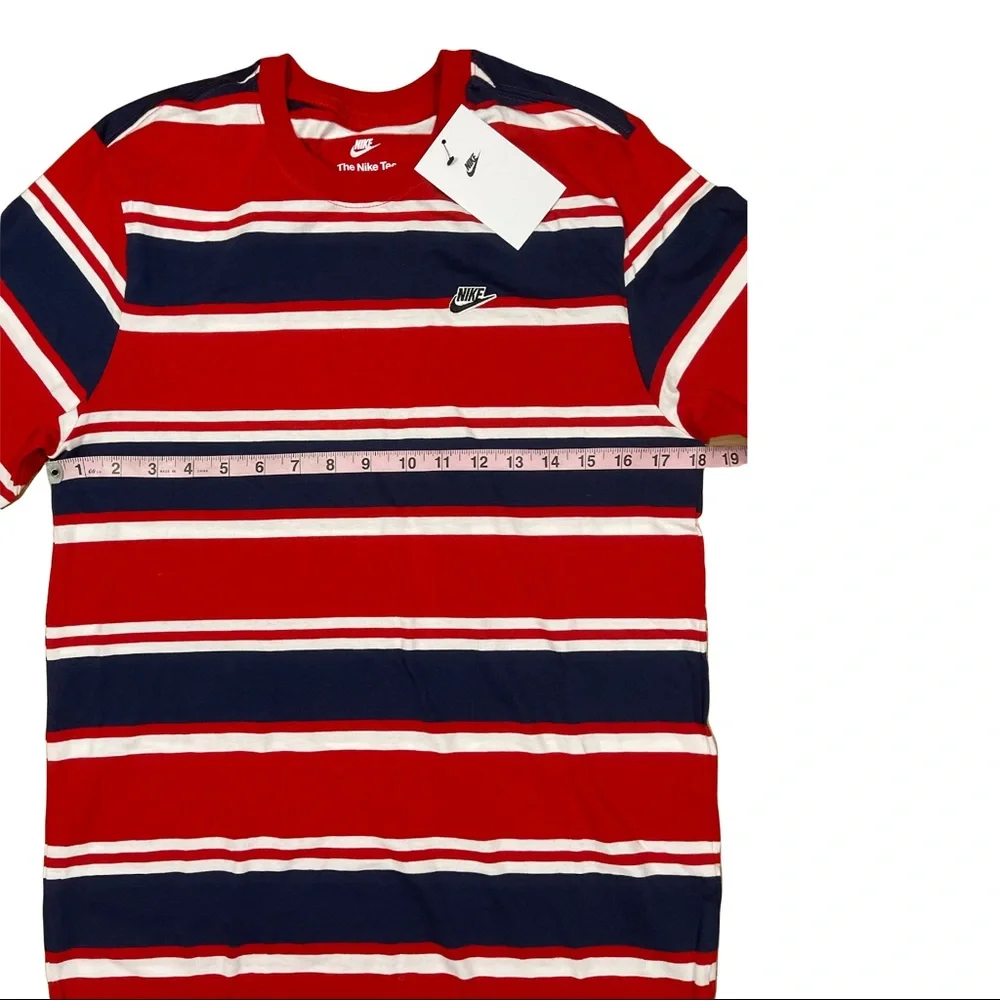 Mens NIKE shirt small red striped‎ WR
