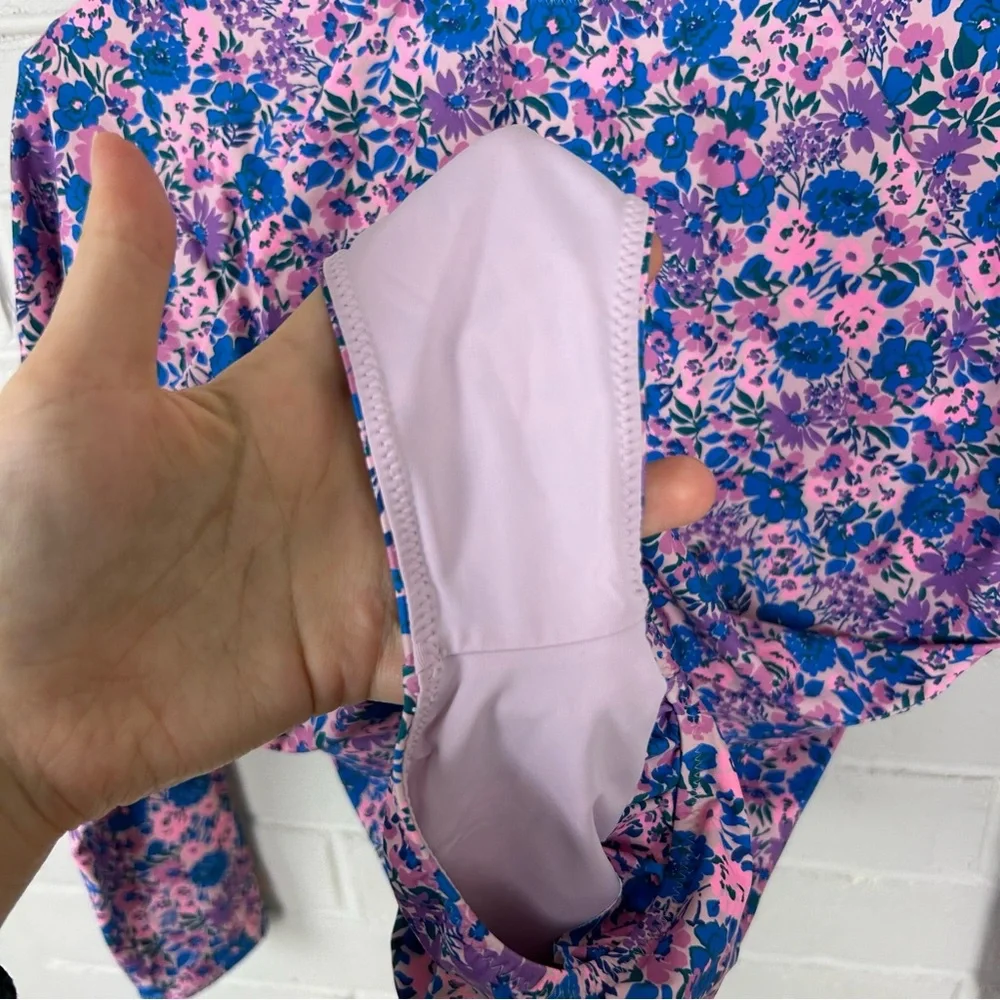 Vineyard Vines good pre