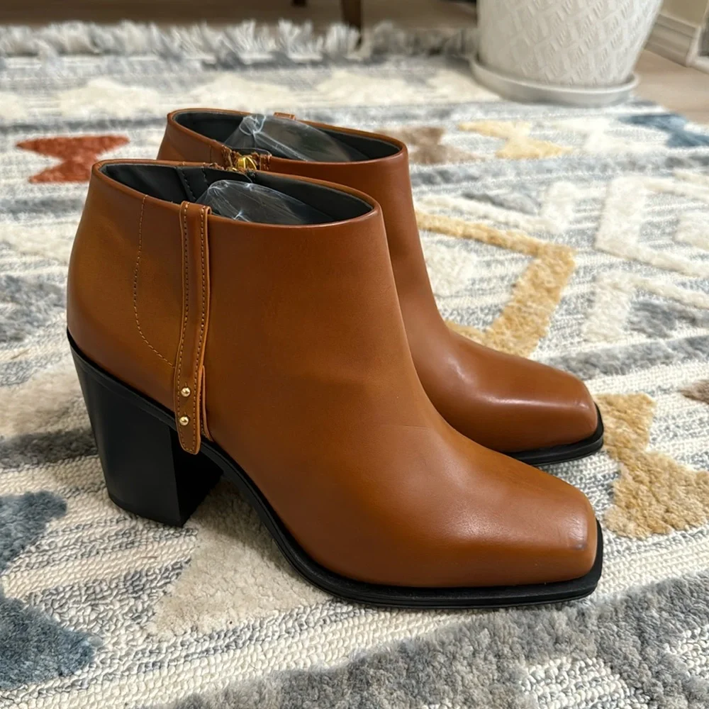 Franco Sarto elevate your