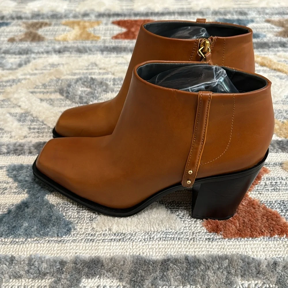 Franco Sarto elevate your
