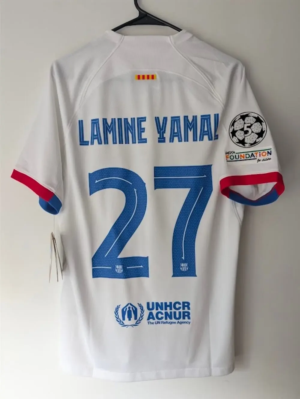 Barcelona Lamine Yamal Away Jersey Medium NWT UCL