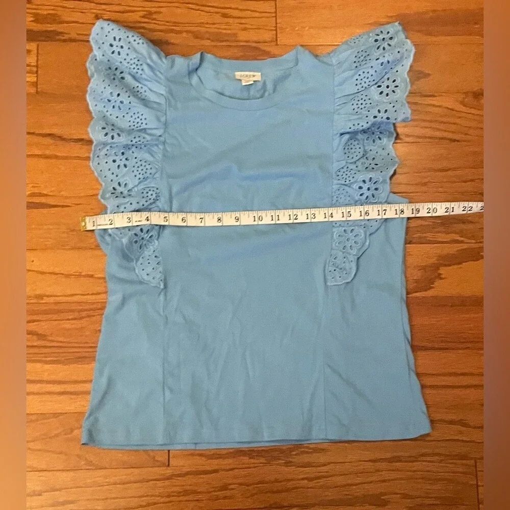 J.Crew- Baby blue Ruffled Sleeveless Blouse Size M‎
