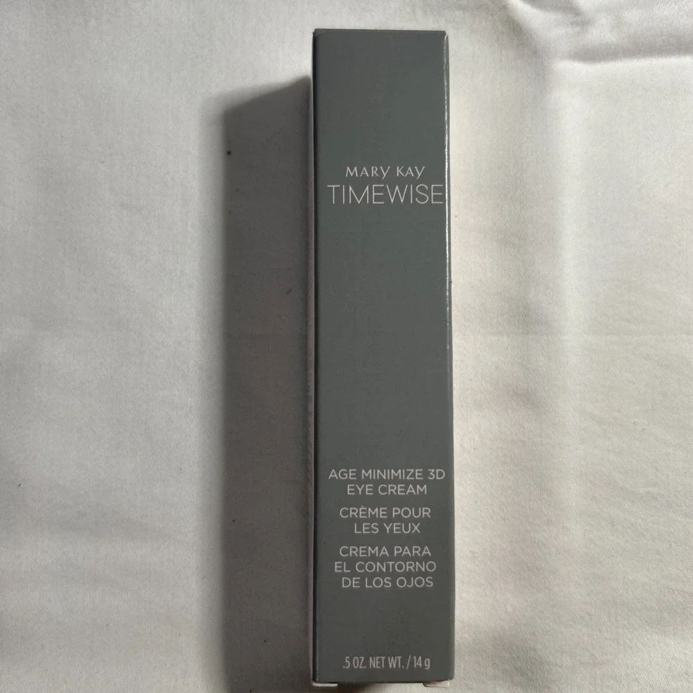 MARY KAY TIMEWISE AGE MINIMIZE 3D~EYE CREAM~089008~FULL SIZE~NIB~DISCONTINUED!