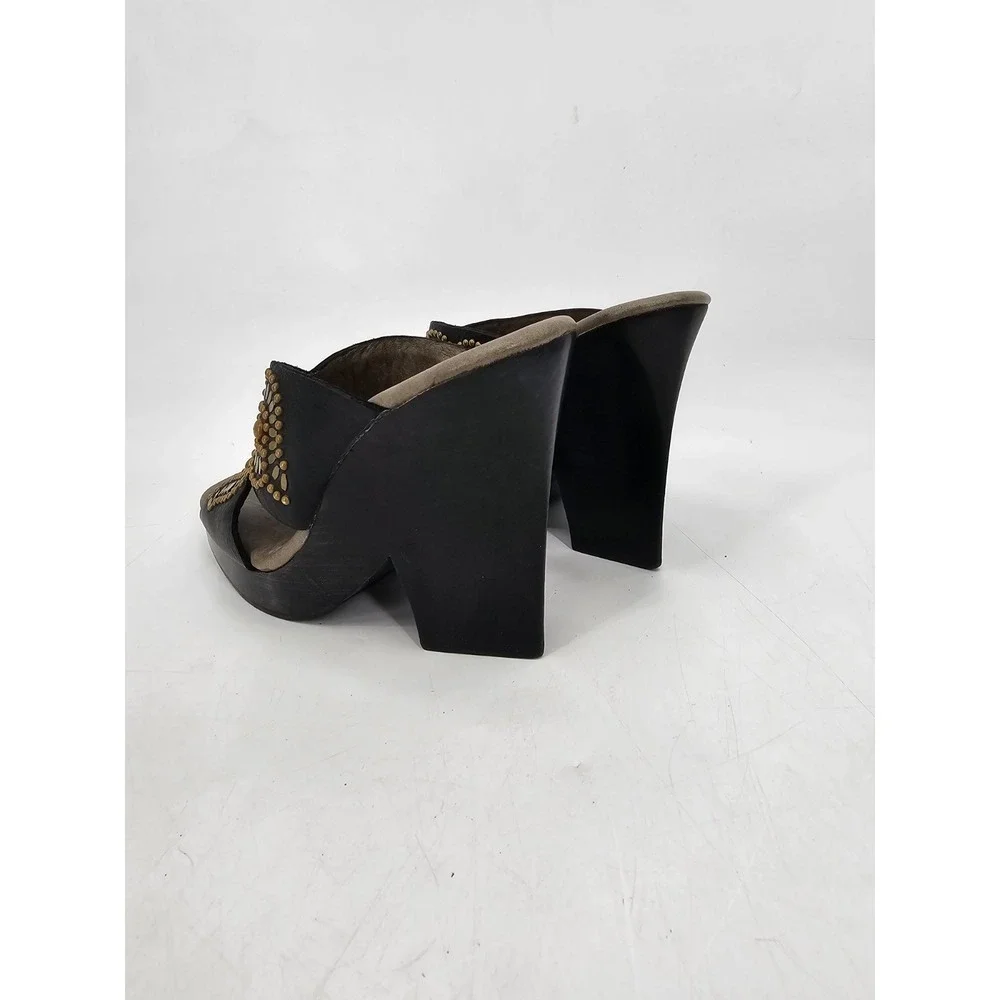 Calleen Cordero from good shoes
