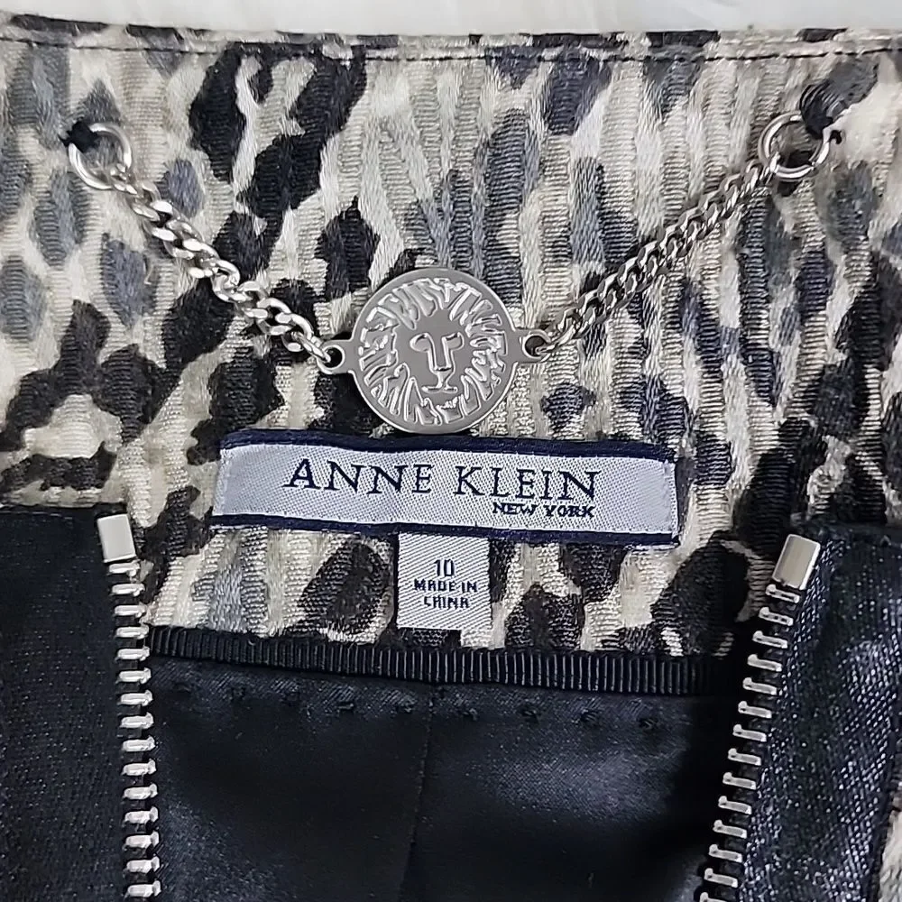 Anne Klein length 23