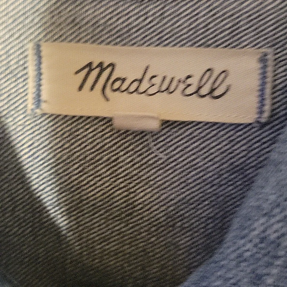 Madewell womens classic fitted