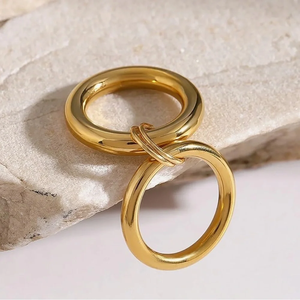 N/A elegant gold