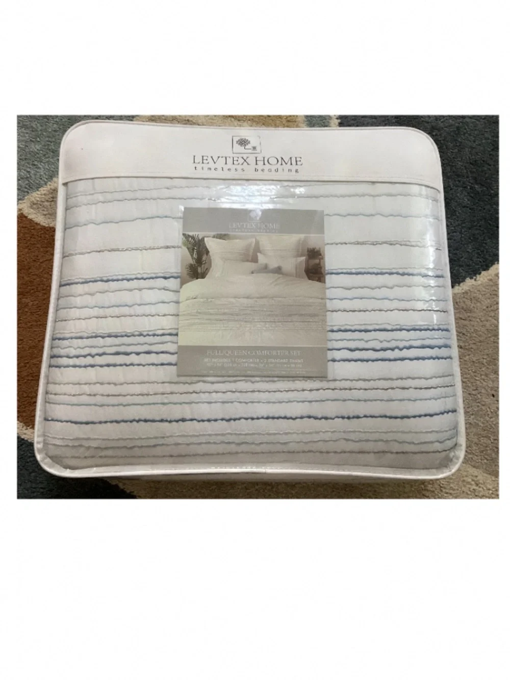 Luxurious Levtex Home - Terrington 3 pc Comforter Set - Full/Queen  New