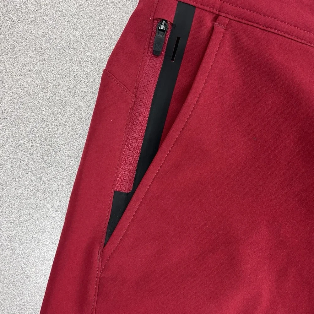 Ten Thousand Foundation Shorts Men's Small Red Unlined Elastic Waist 8.5