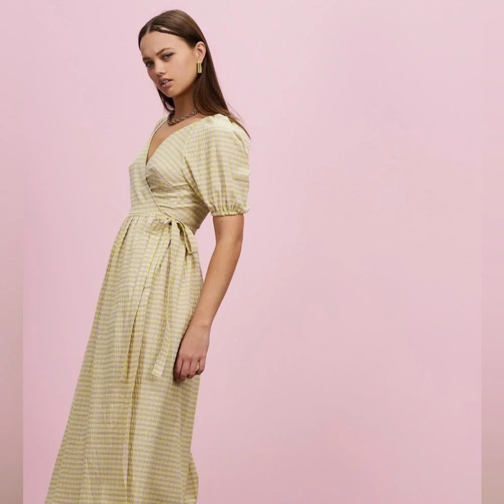 Topshop description high