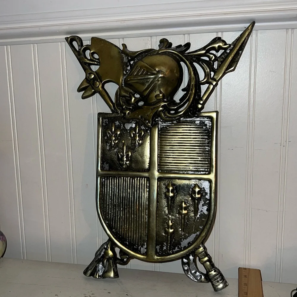 MCM Medieval Coat of Arms family crest decor Japan 15” x 12”