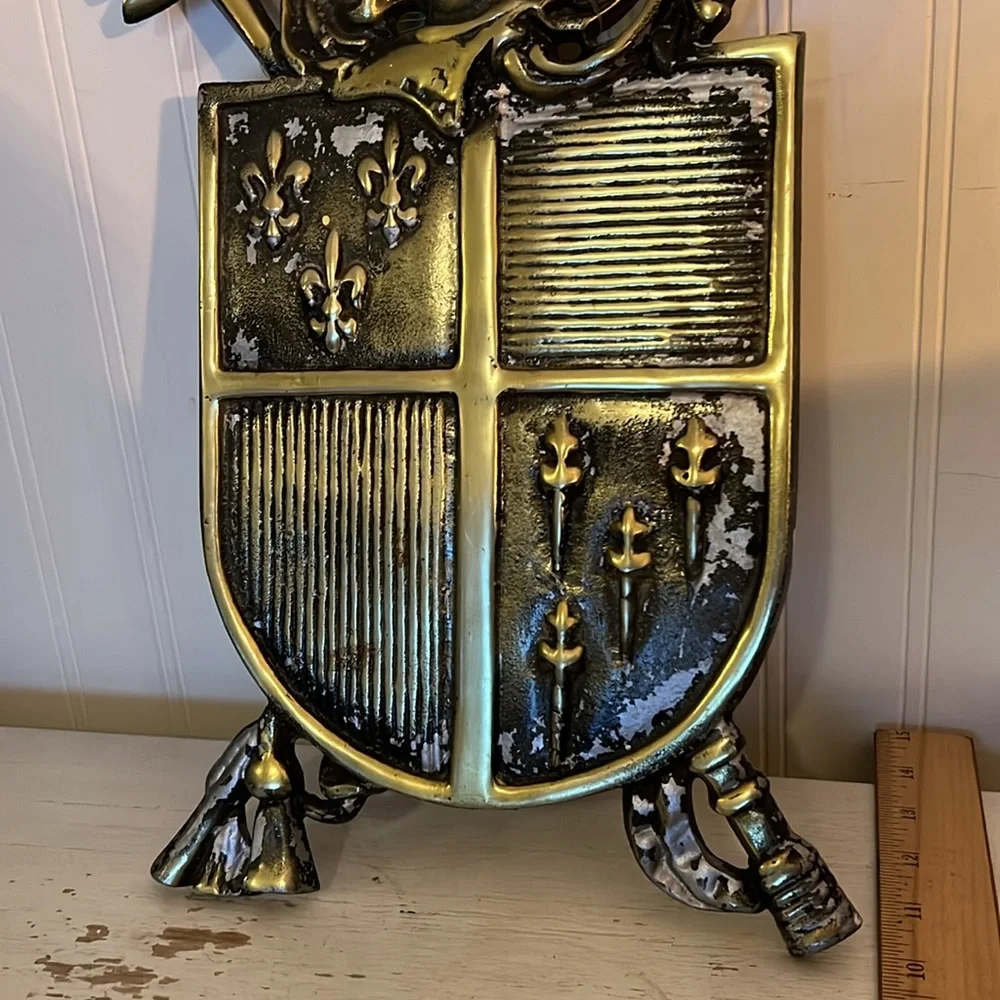 MCM Medieval Coat of Arms family crest decor Japan 15” x 12”