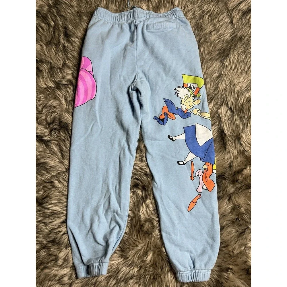Disney alice wonderland