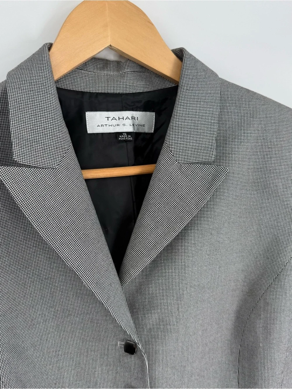 Tahari blazer houndstooth