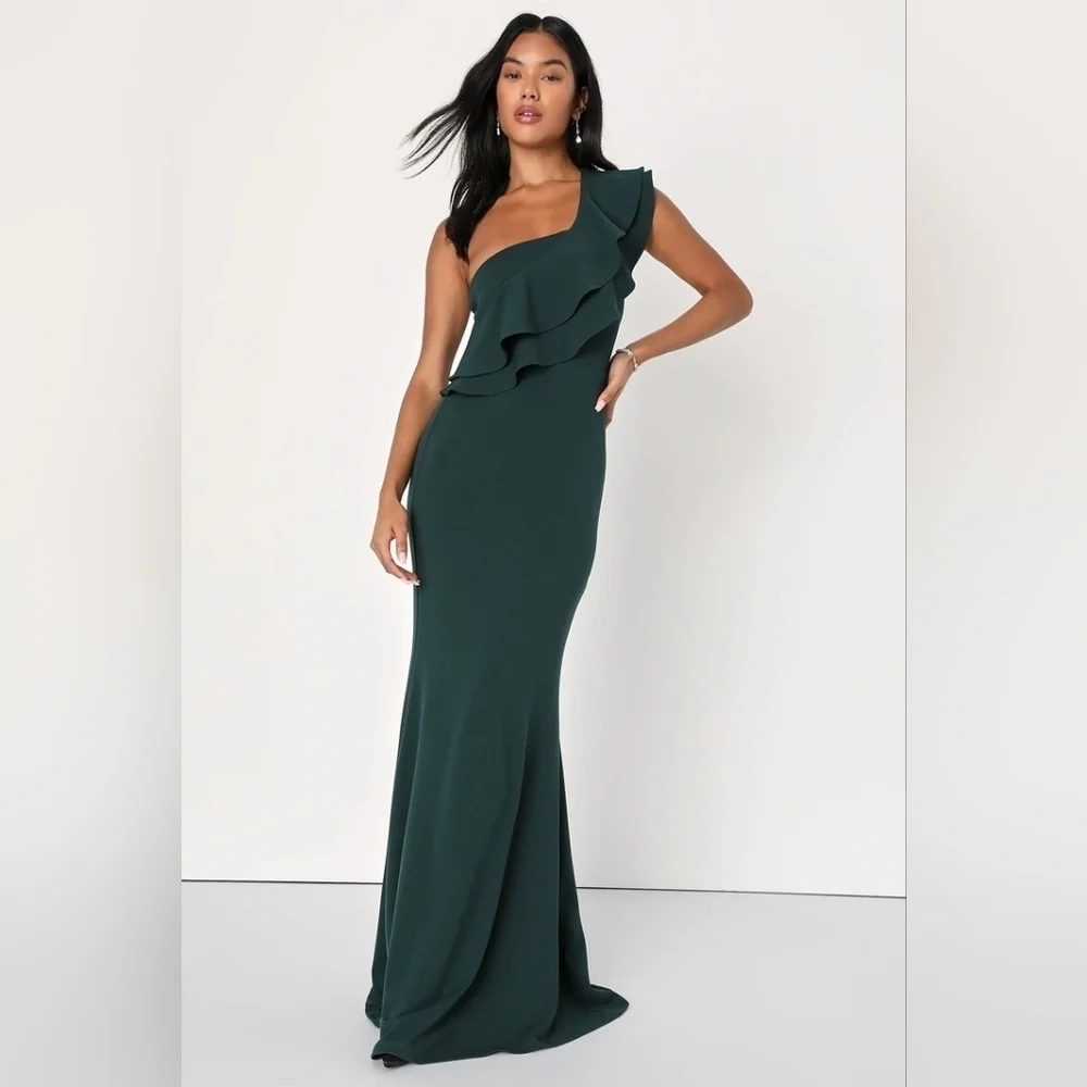 Lulus grand beauty