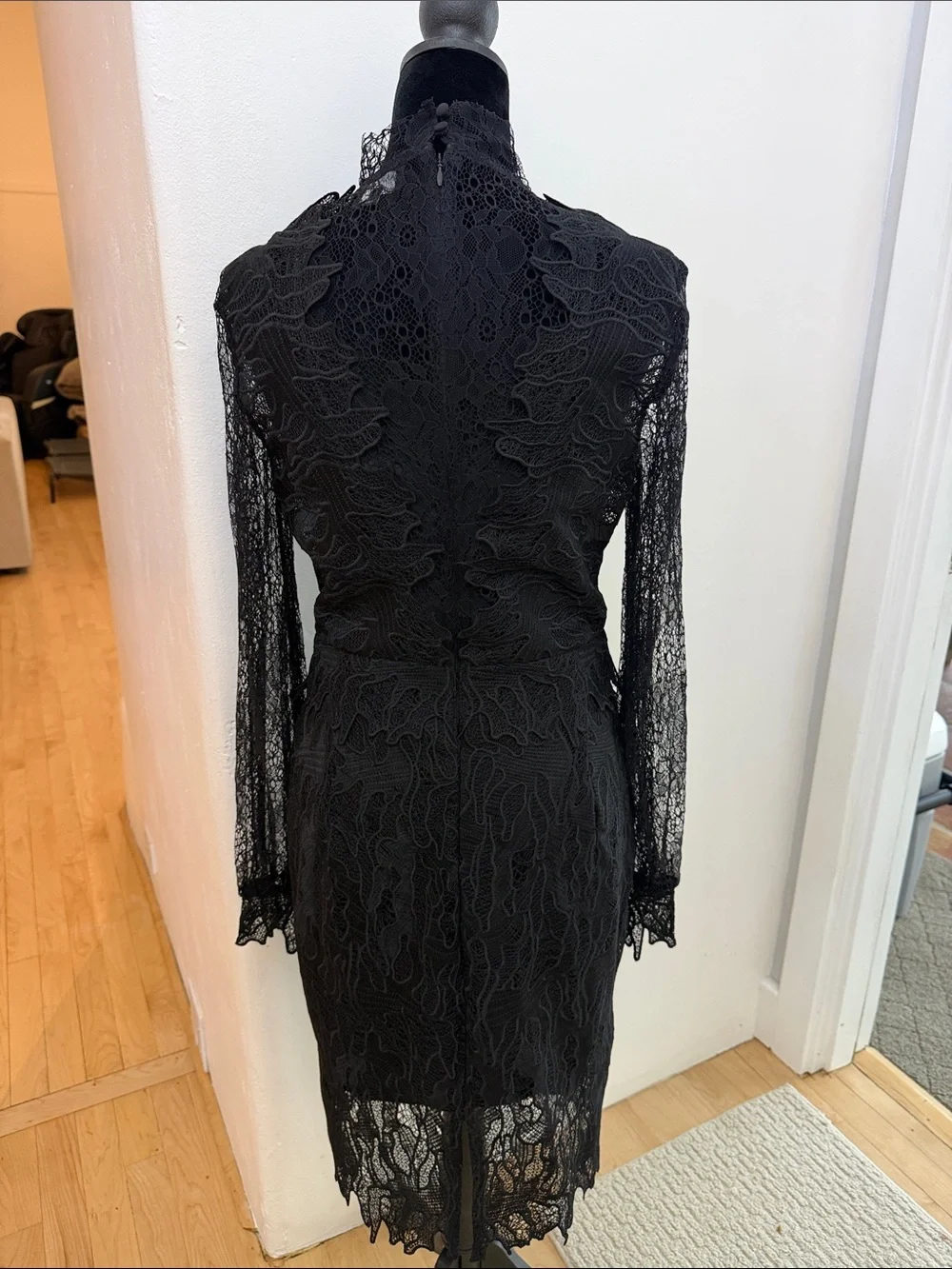 Bardot black lace