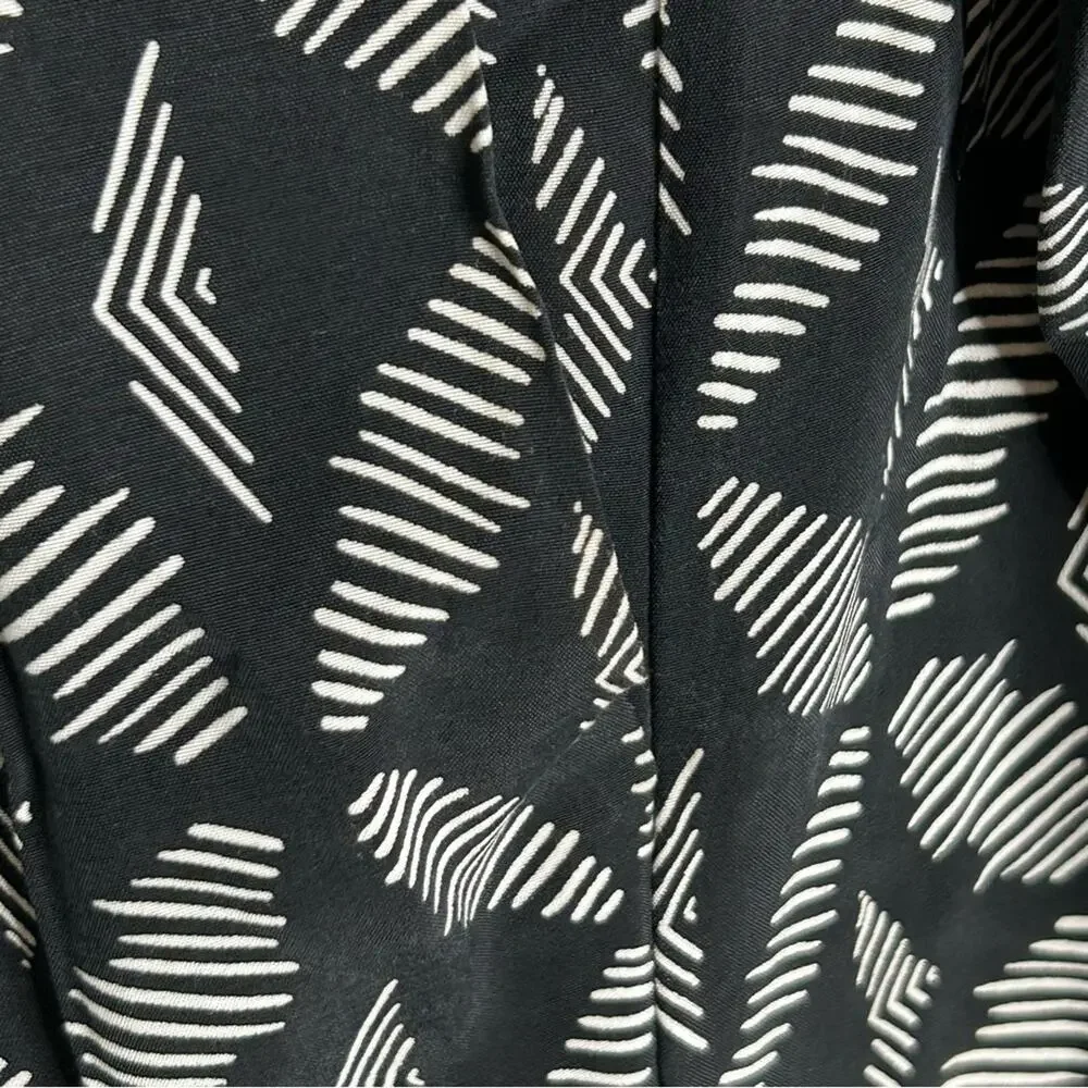 Whistles courtney geo