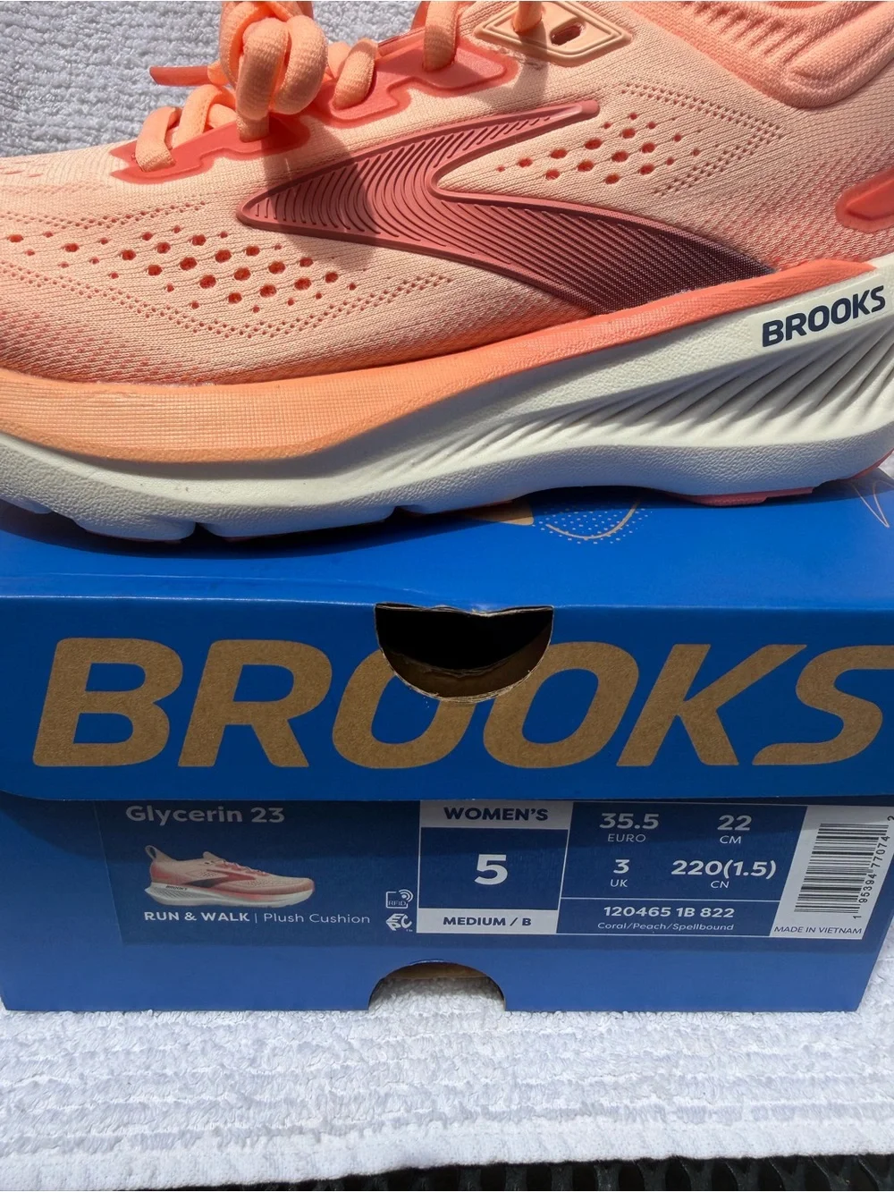 New Brooks Glycerin 23 Women’s Running Shoes Size 5 Coral Peach Spellbound