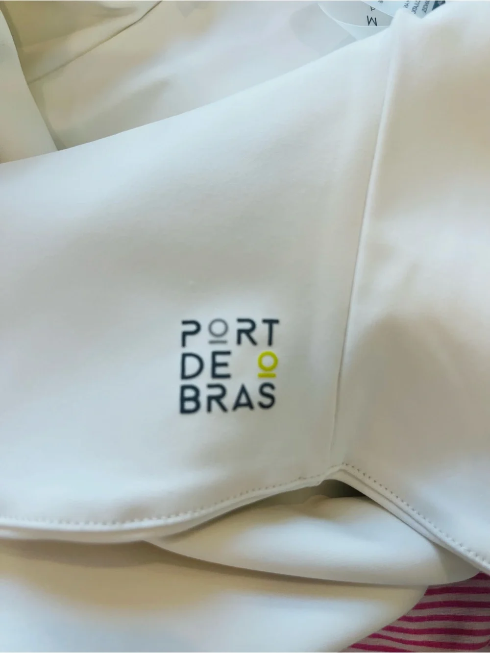 Port de Bras brand new