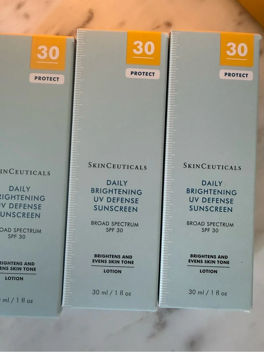 SkinCeuticals Daily Brightening UV Defense Sunscreen SPF 30 - Light Blue